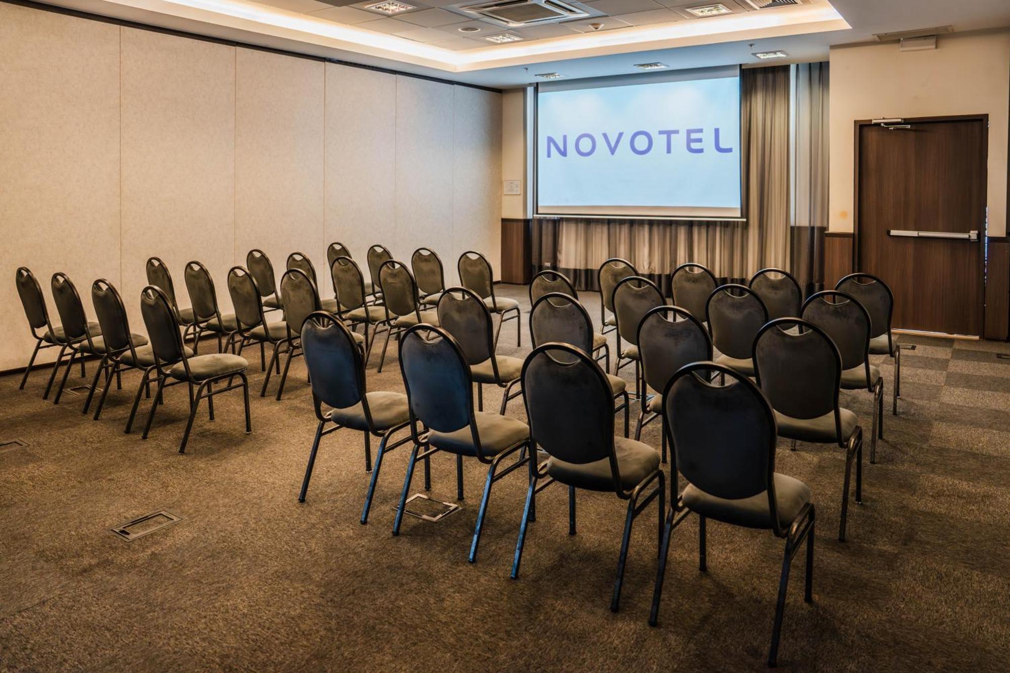 Novotel Lima San Isidro Bagian luar foto