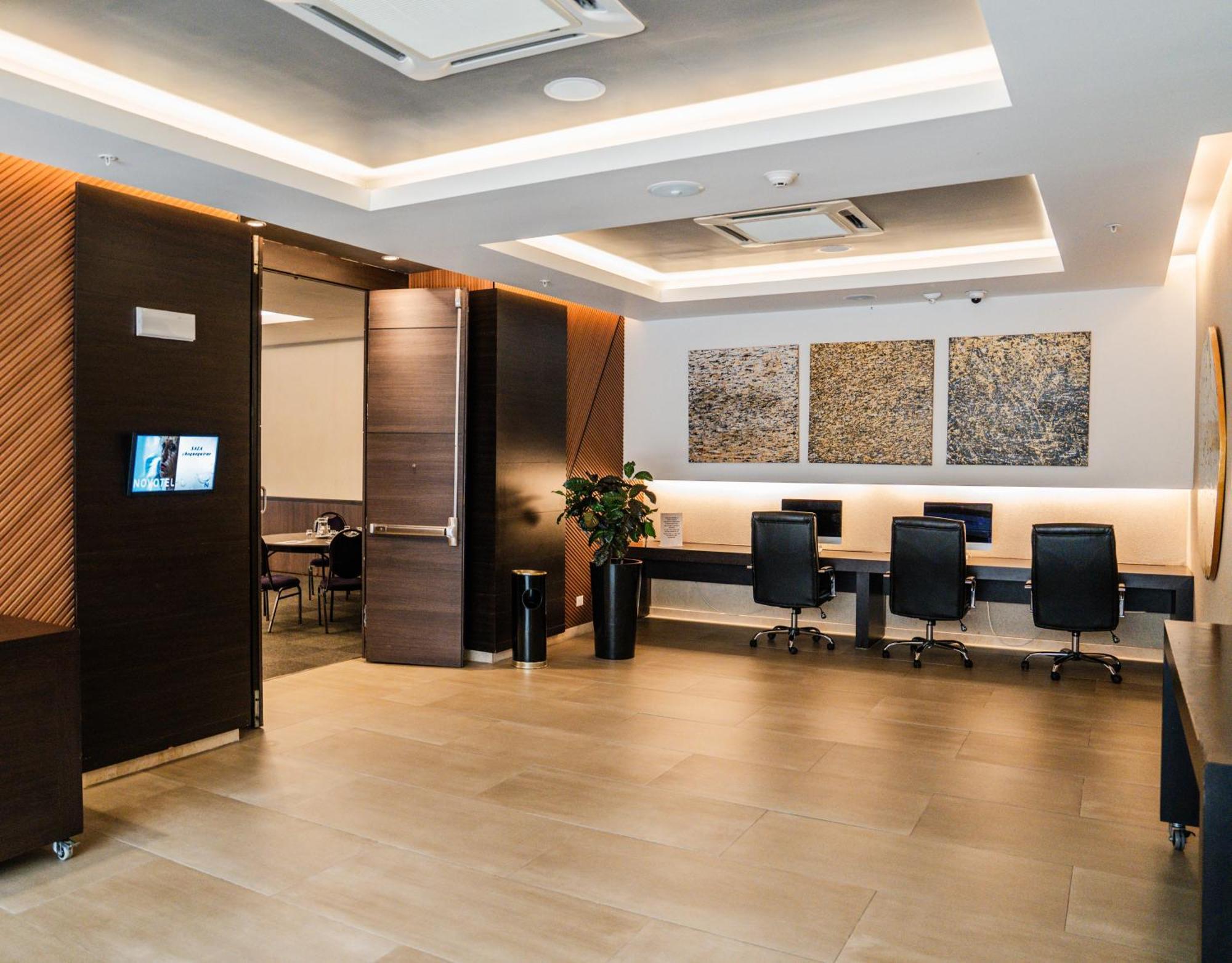 Novotel Lima San Isidro Bagian luar foto
