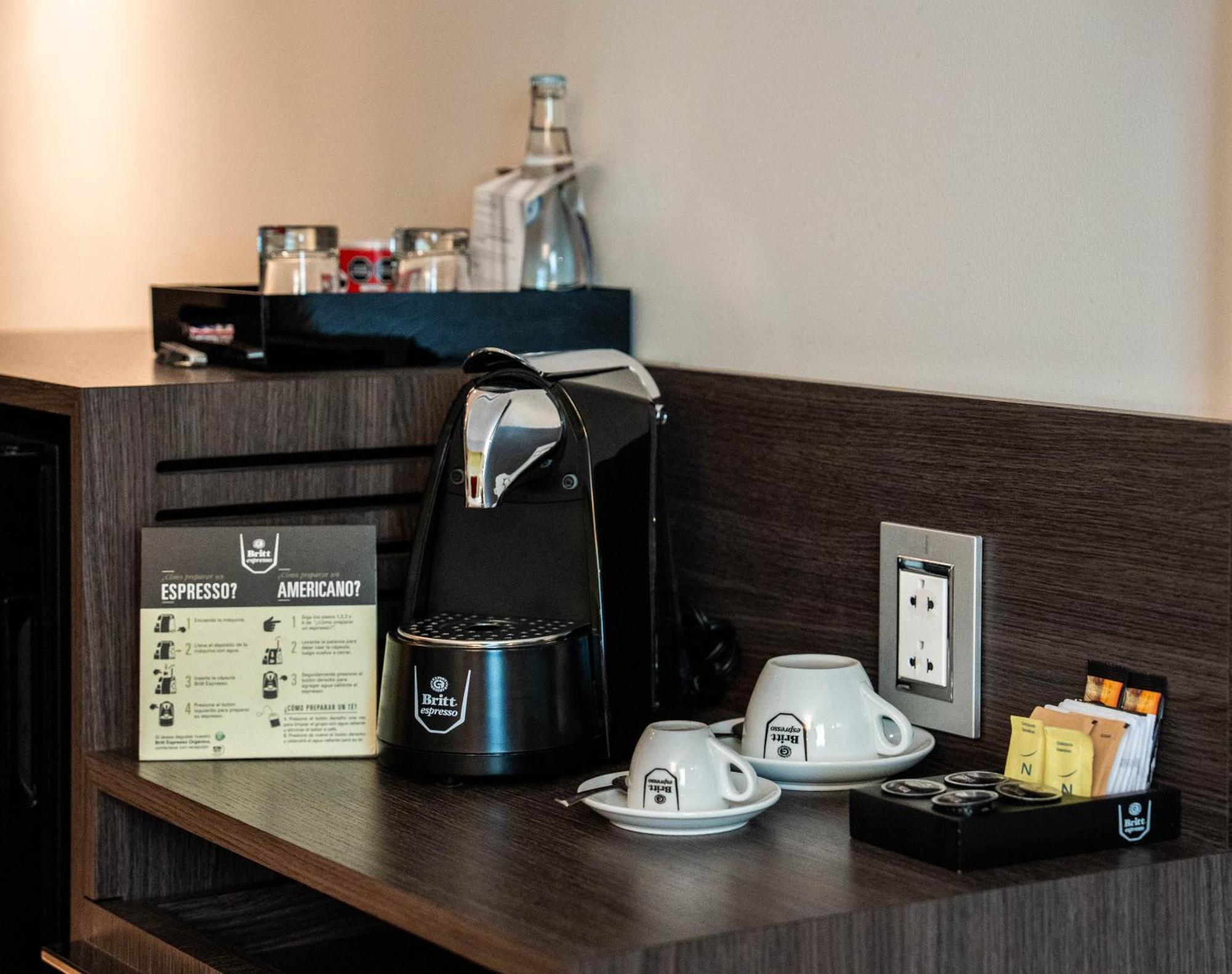Novotel Lima San Isidro Bagian luar foto