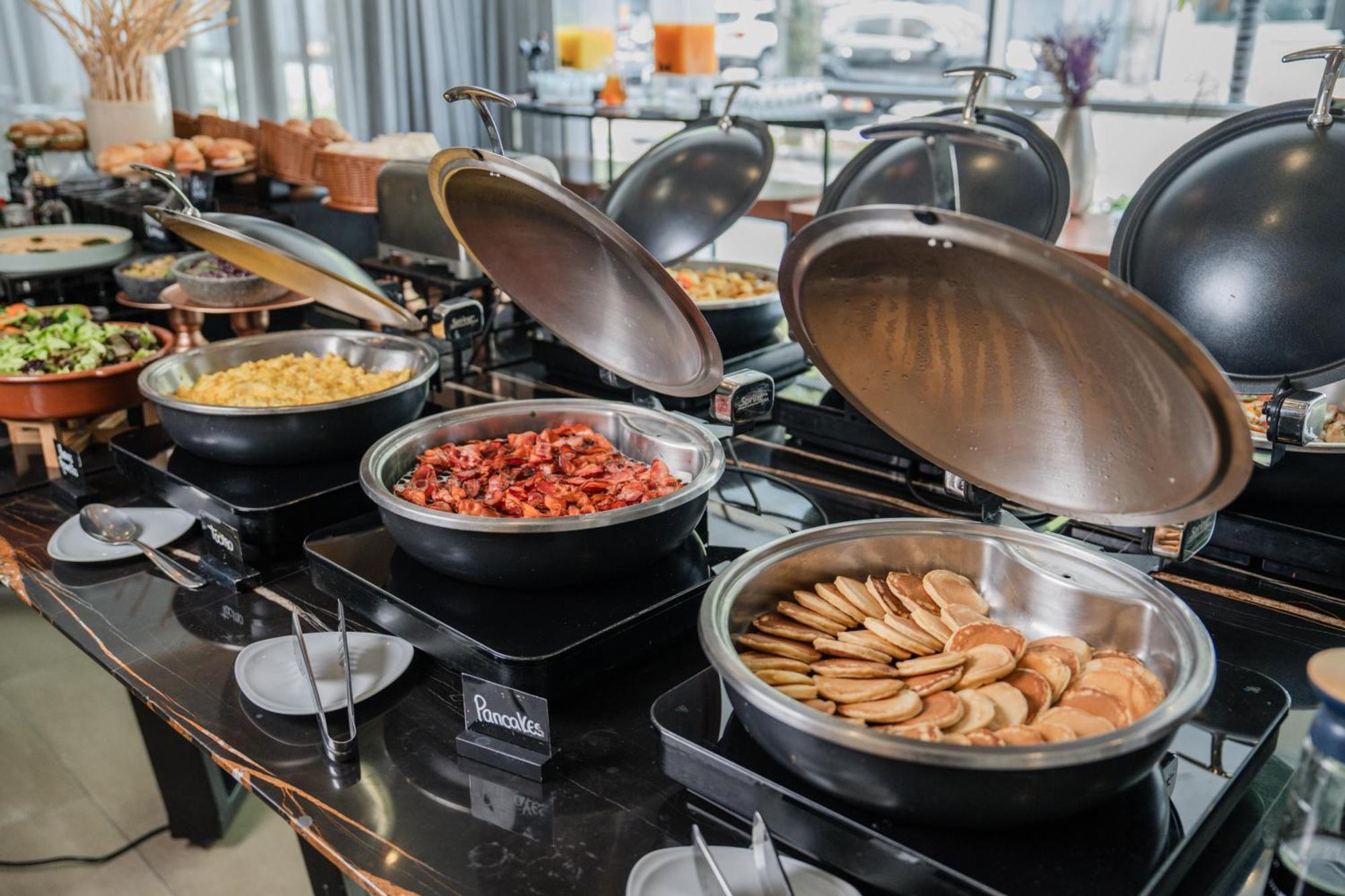 Novotel Lima San Isidro Bagian luar foto